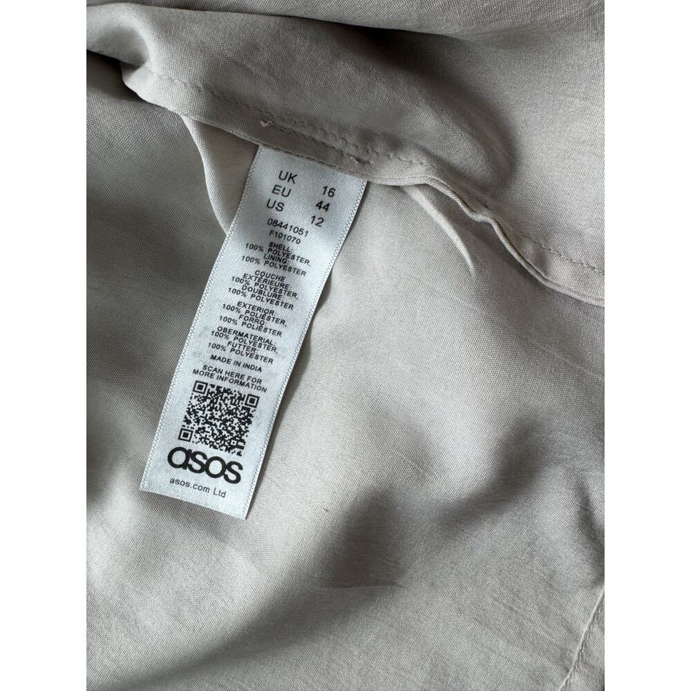 ASOS Design Nude Sequin Midi Dress Batwing Sleeve Front Slit Plunging Neck SZ 12 - Picture 5 of 13